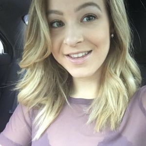 Meet your Posher, Devin